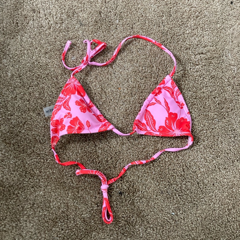 Hibiscus Bikini Top